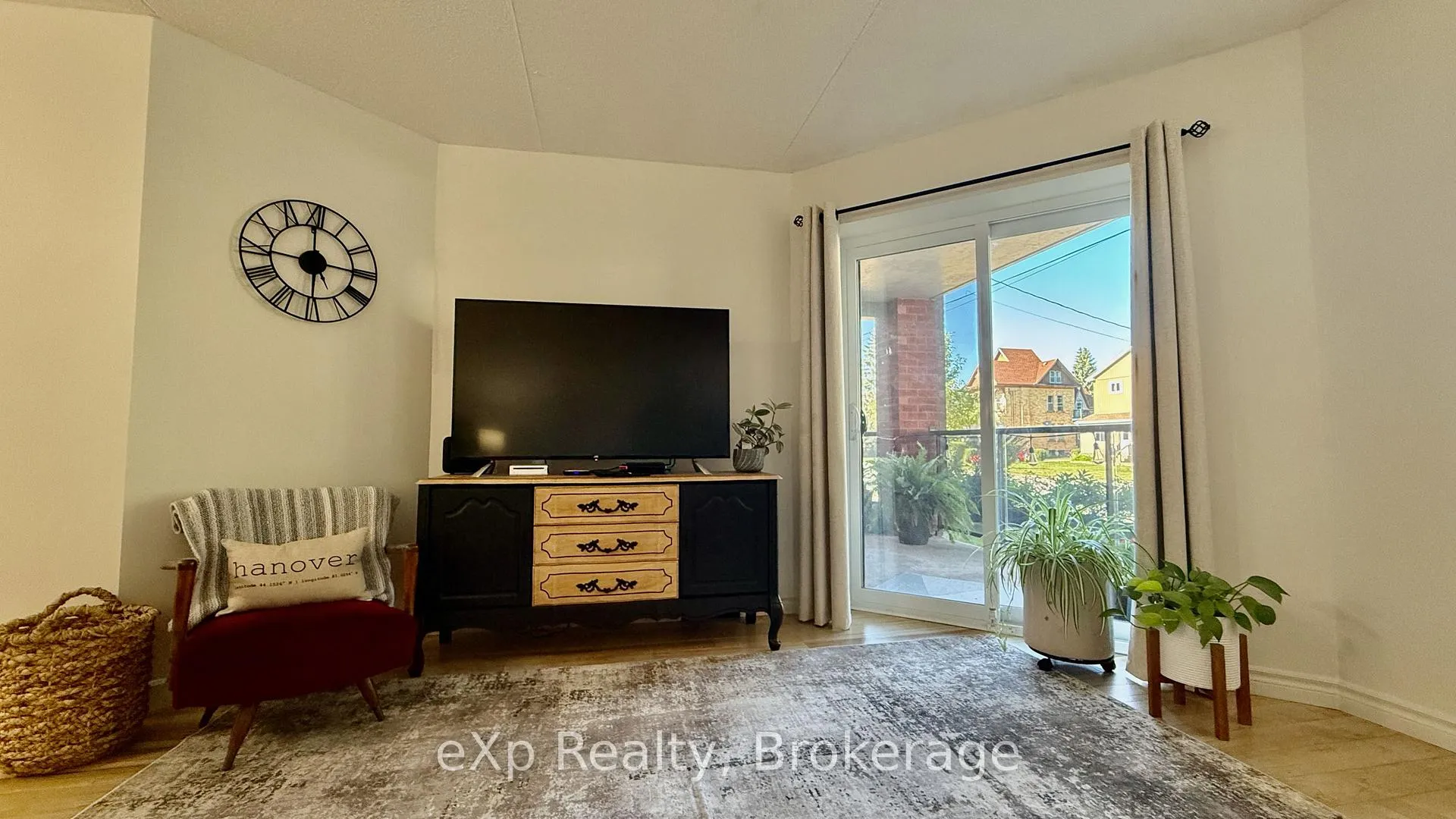 Photo 15 of Unit 105, 536 11th Avenue E, Hanover — HOMEH