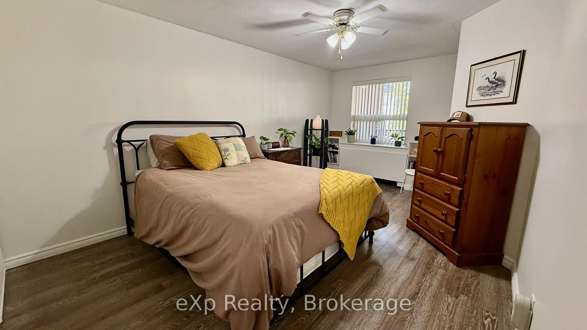 Photo 17 of Unit 105, 536 11th Avenue E, Hanover — HOMEH
