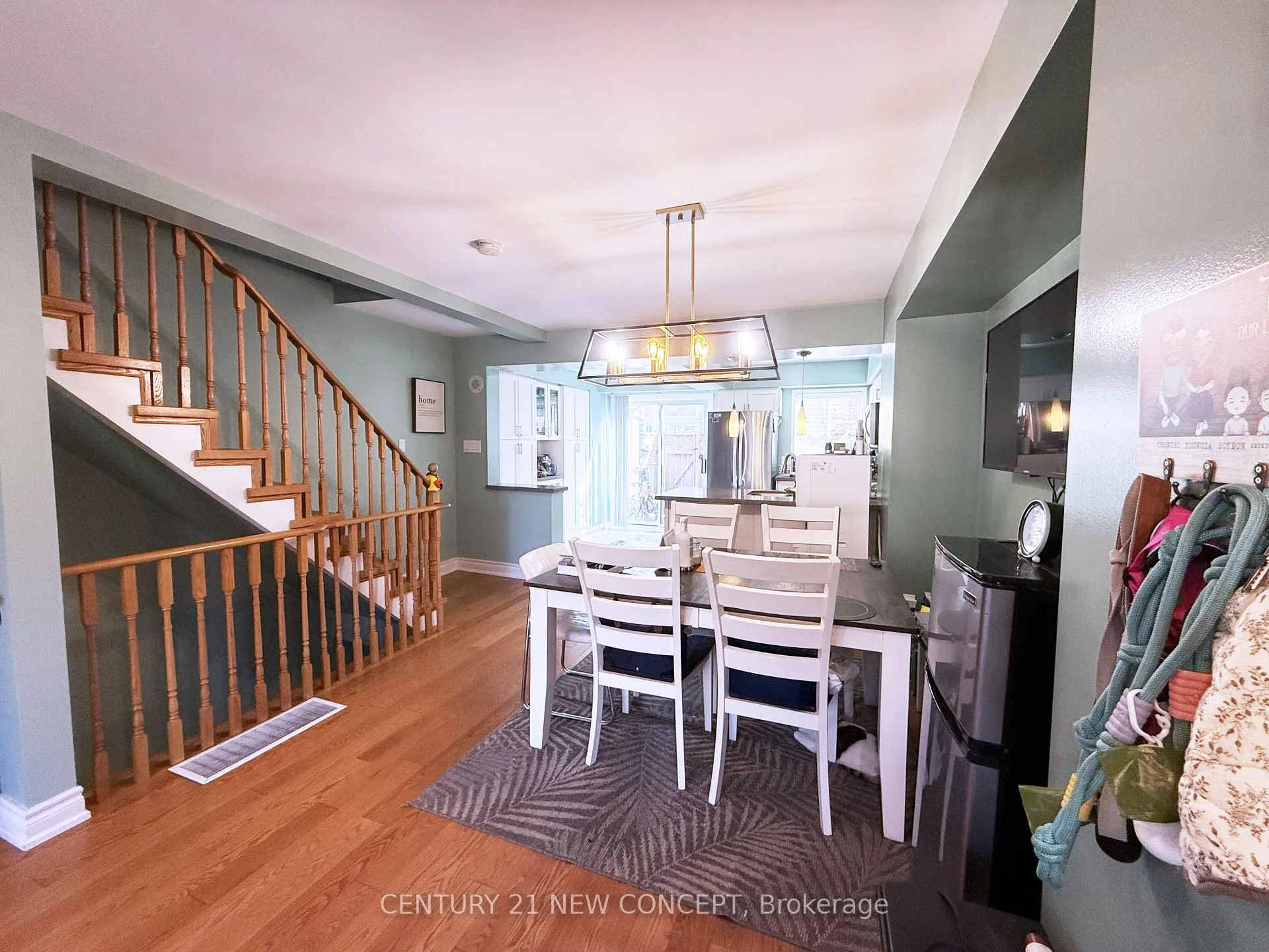 Photo 6 of Unit 107, 18 Clark Avenue W, Vaughan, Crestwood-Springfarm-Yorkhill — HOMEH