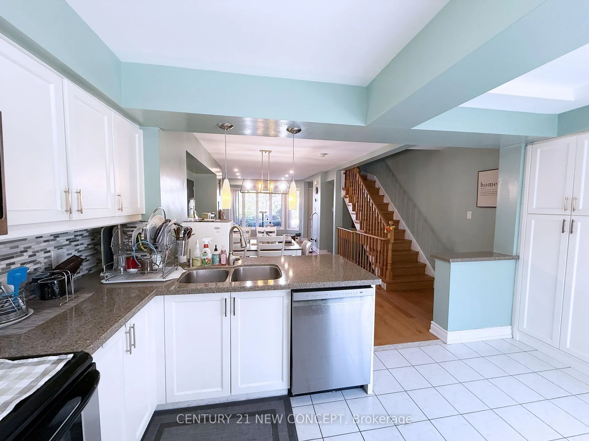 Photo 10 of Unit 107, 18 Clark Avenue W, Vaughan, Crestwood-Springfarm-Yorkhill — HOMEH