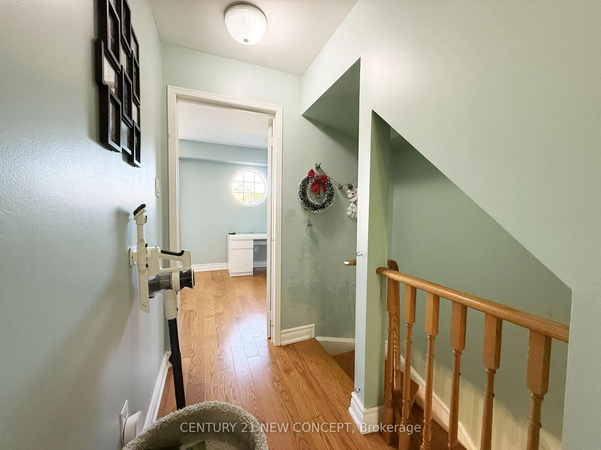 Photo 13 of Unit 107, 18 Clark Avenue W, Vaughan, Crestwood-Springfarm-Yorkhill — HOMEH