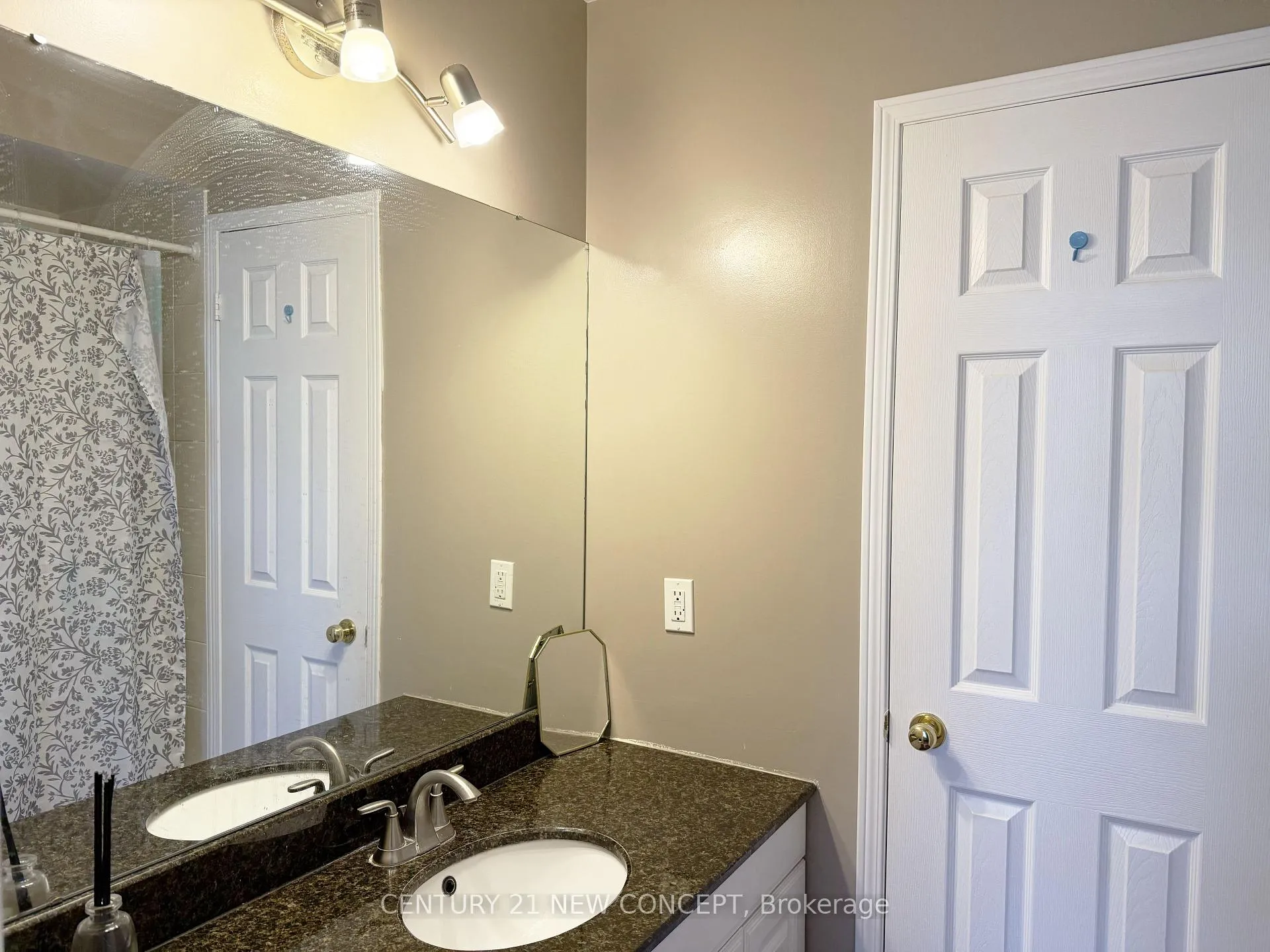 Photo 18 of Unit 107, 18 Clark Avenue W, Vaughan, Crestwood-Springfarm-Yorkhill — HOMEH