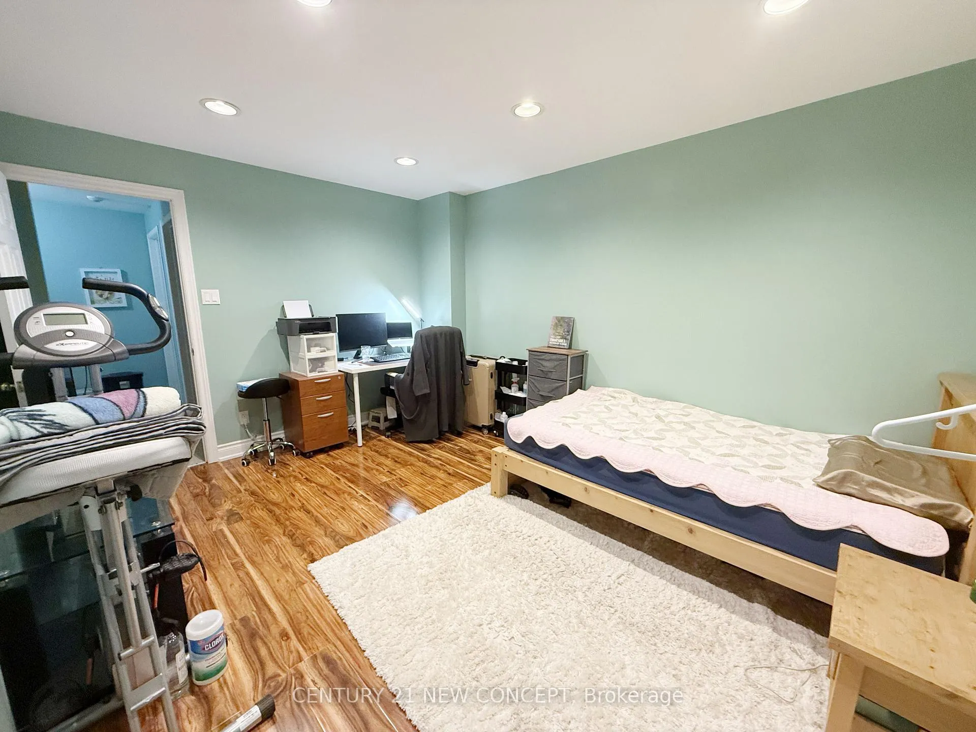 Photo 31 of Unit 107, 18 Clark Avenue W, Vaughan, Crestwood-Springfarm-Yorkhill — HOMEH