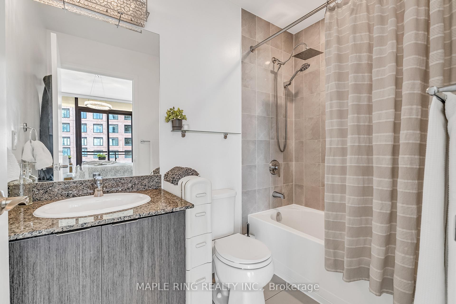 Photo 8 of Unit 1406, 2910 Highway 7, Vaughan, Concord — HOMEH
