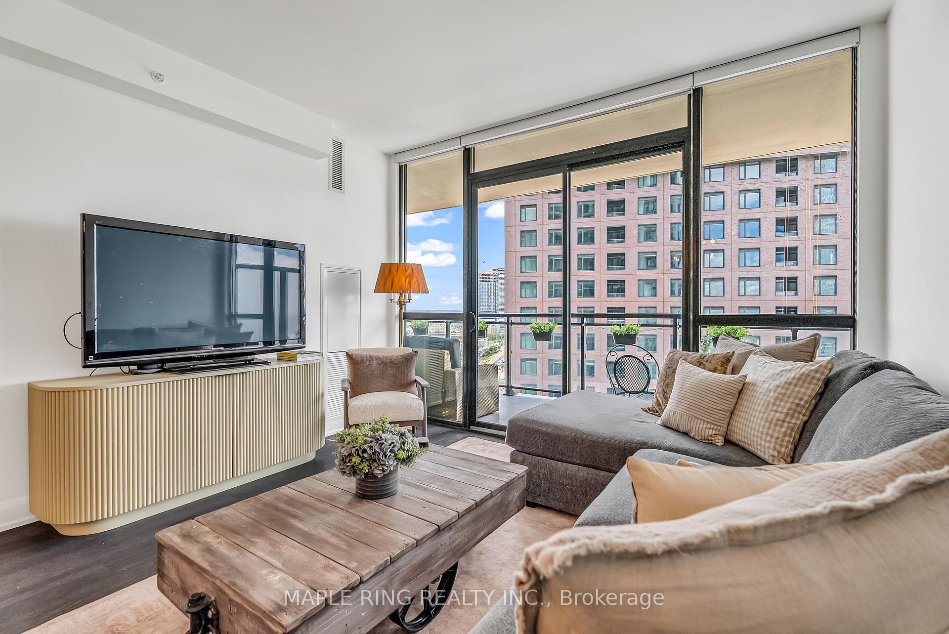 Photo 18 of Unit 1406, 2910 Highway 7, Vaughan, Concord — HOMEH