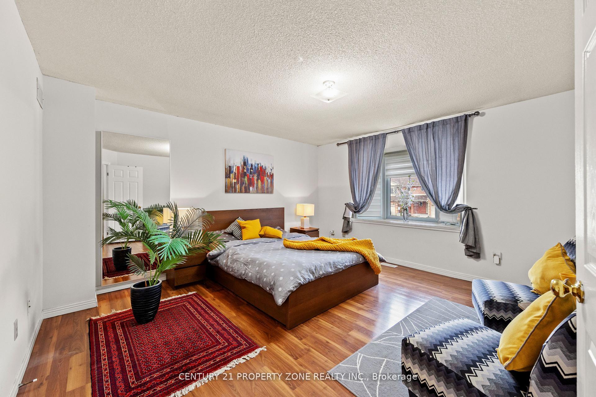 Photo 12 of Unit 2, 280 Limeridge Road E, Hamilton, Bruleville — HOMEH