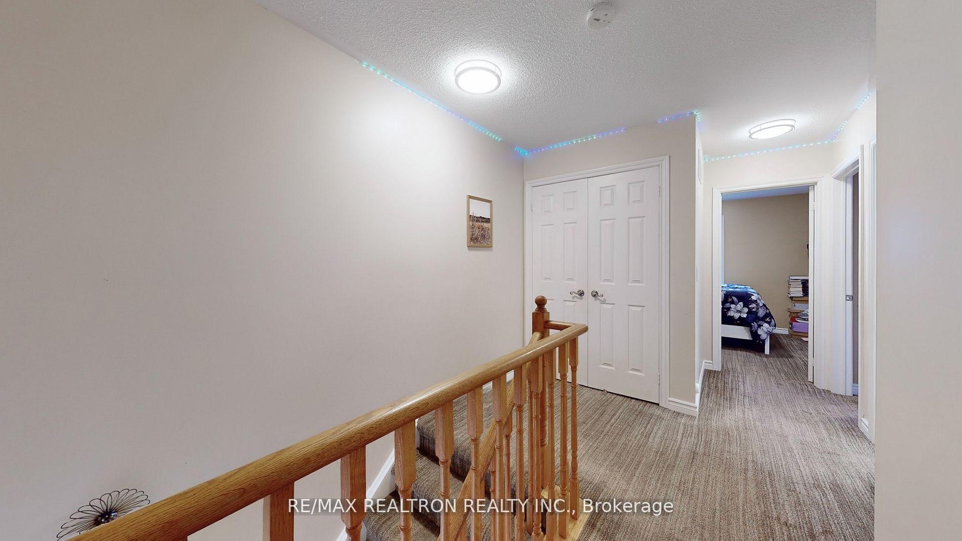 Photo 10 of 68 Heathcliffe Square, Brampton, Central Park — HOMEH