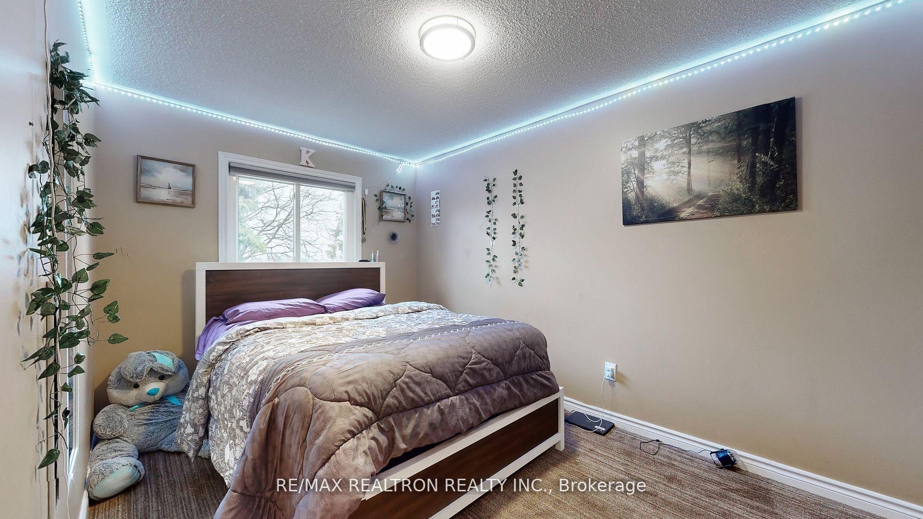 Photo 22 of 68 Heathcliffe Square, Brampton, Central Park — HOMEH