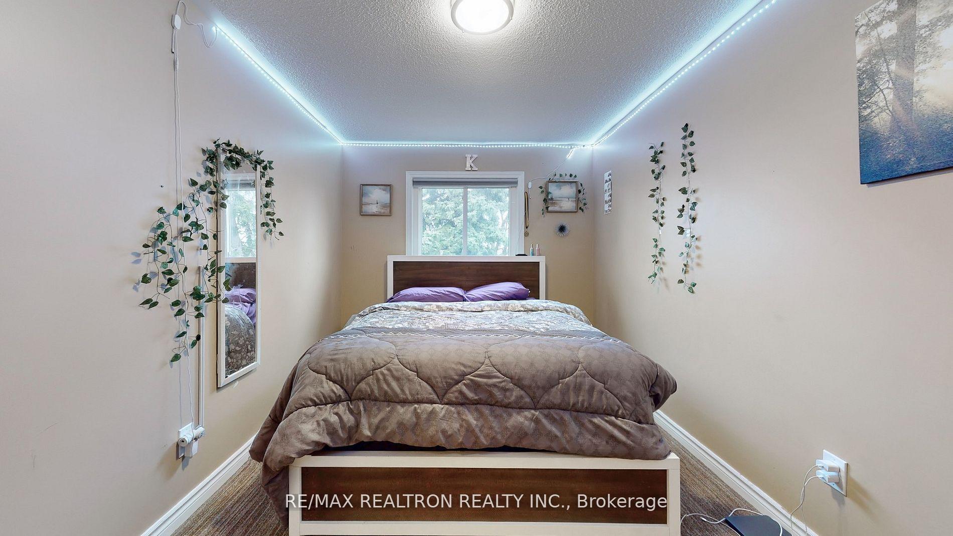 Photo 37 of 68 Heathcliffe Square, Brampton, Central Park — HOMEH