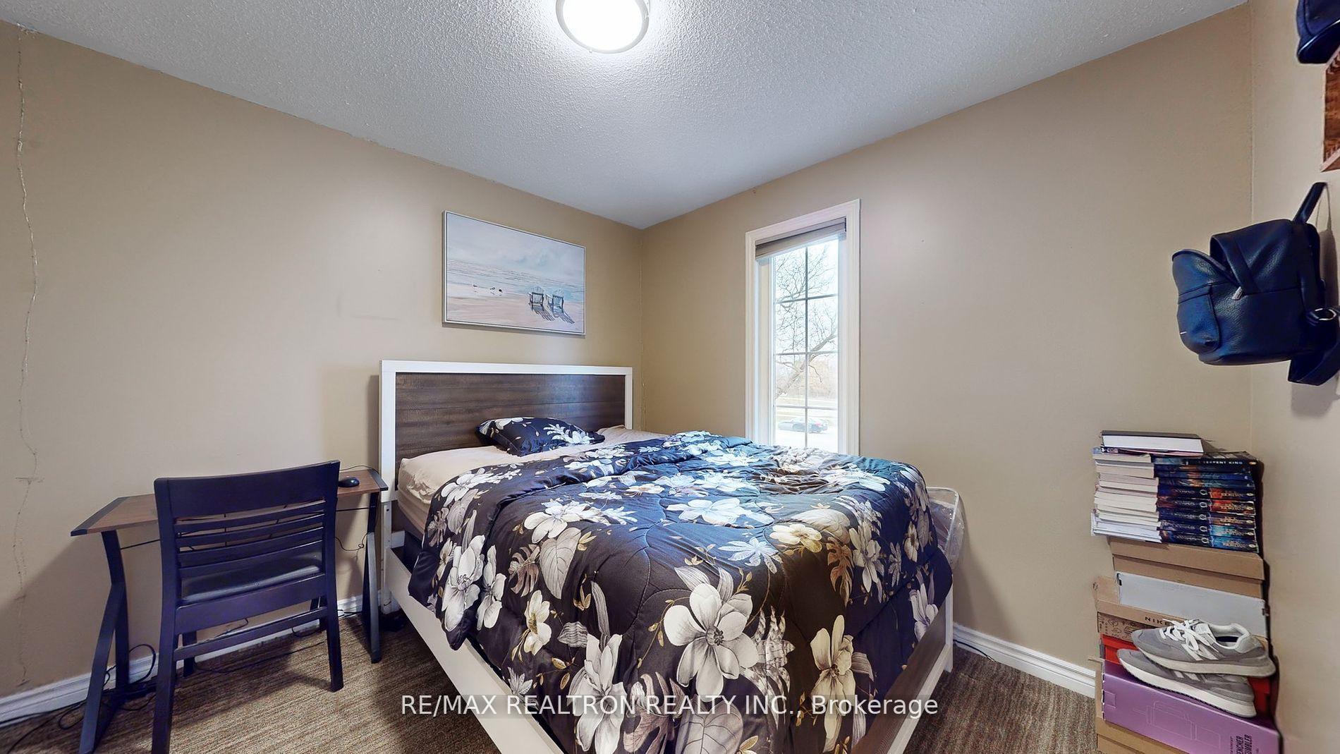 Photo 28 of 68 Heathcliffe Square, Brampton, Central Park — HOMEH