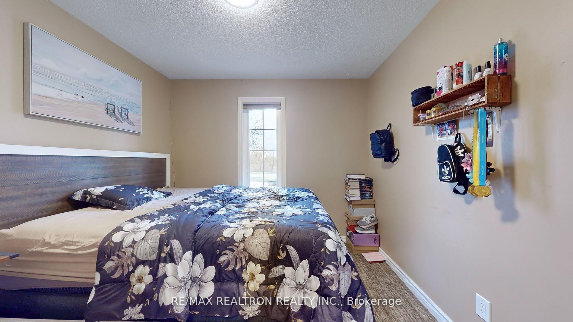 Photo 17 of 68 Heathcliffe Square, Brampton, Central Park — HOMEH
