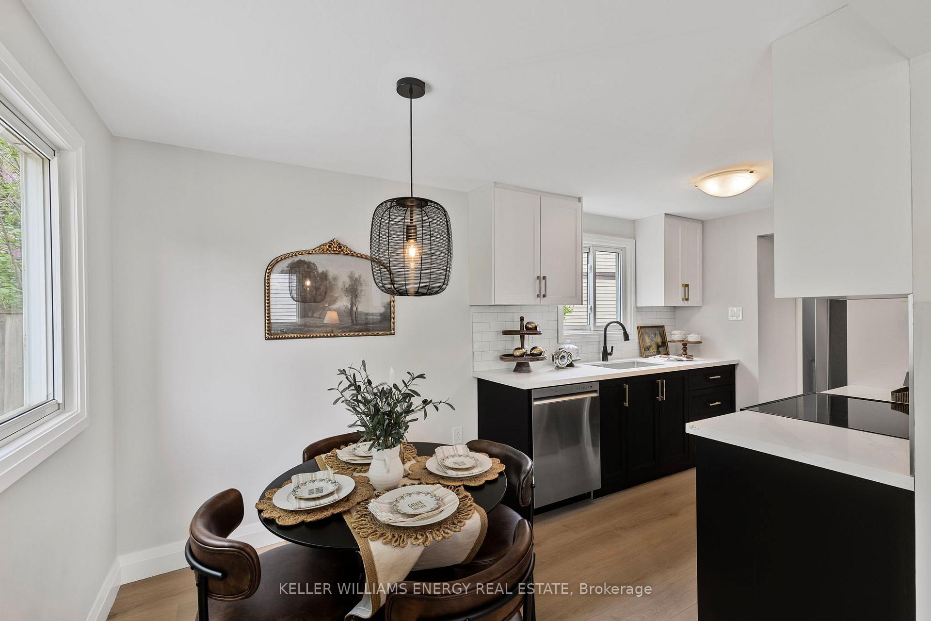 Photo 7 of 30 Sinclair Court, Barrie, Sunnidale — HOMEH