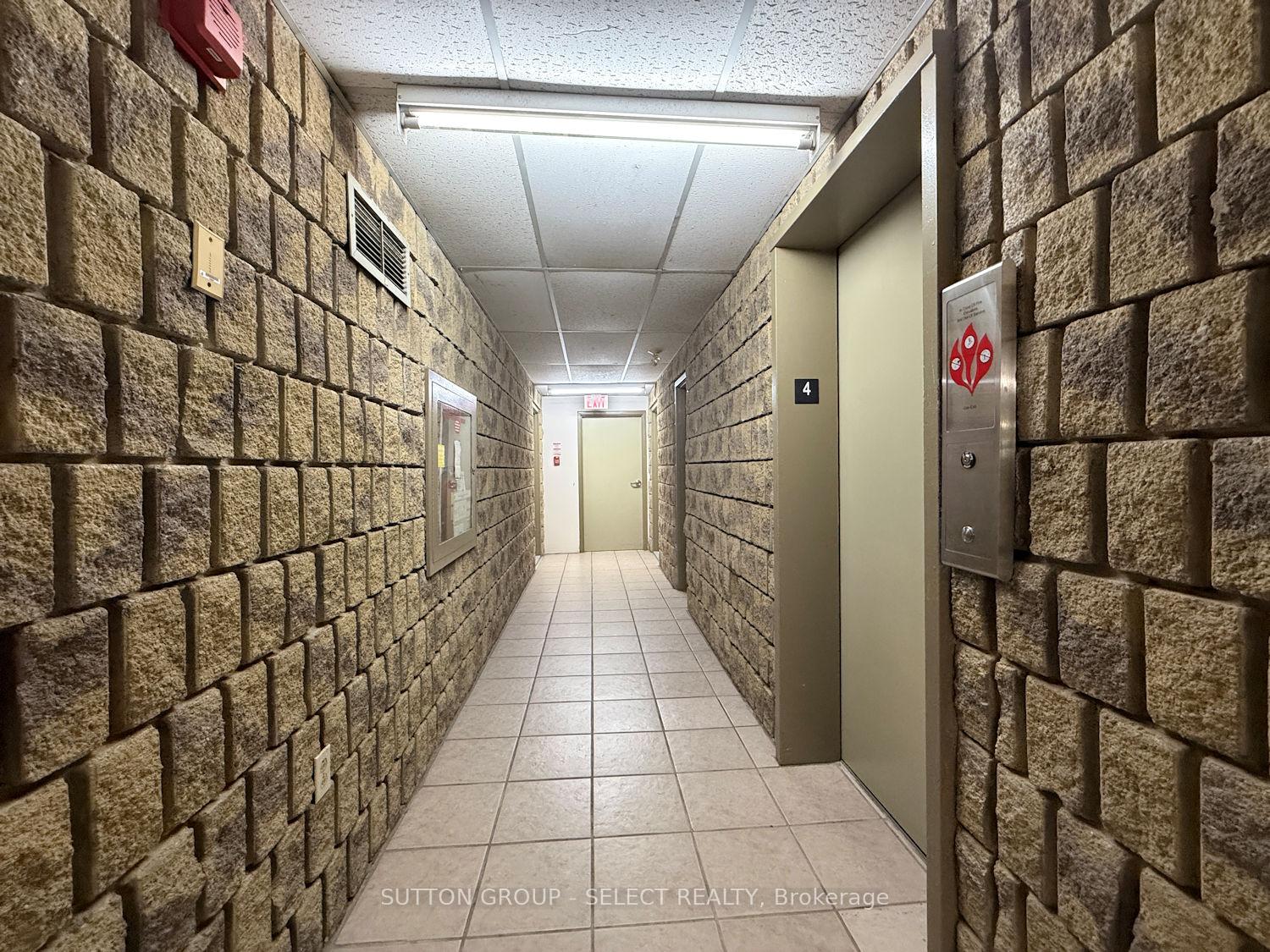 Photo 7 of Unit 402, 140 Park Avenue E, Chatham-Kent, Chatham — HOMEH
