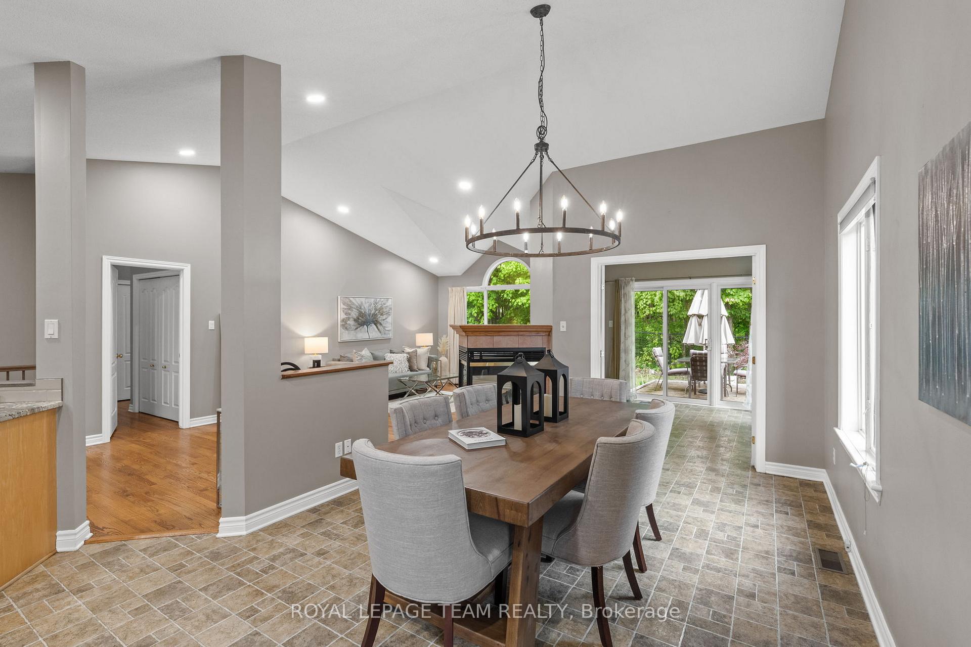 Photo 13 of 39 Fieldcrest Avenue, Ottawa, Barrhaven - Longfields — HOMEH