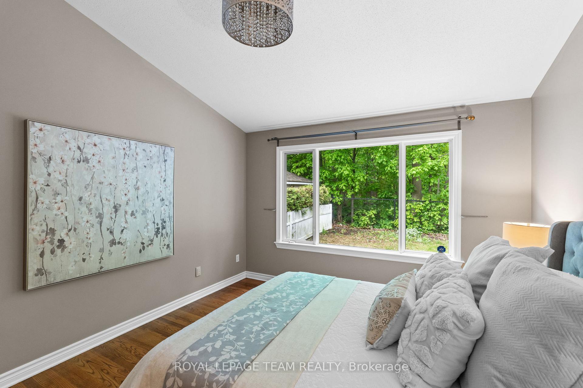 Photo 21 of 39 Fieldcrest Avenue, Ottawa, Barrhaven - Longfields — HOMEH