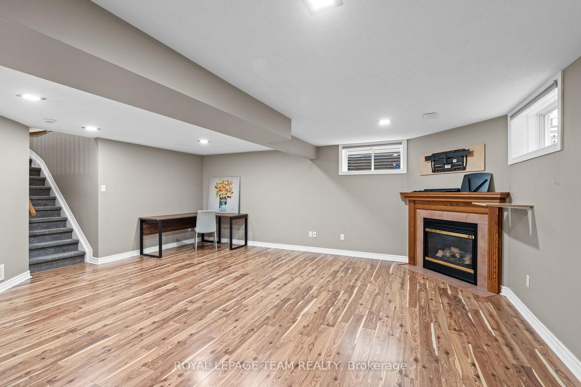 Photo 28 of 39 Fieldcrest Avenue, Ottawa, Barrhaven - Longfields — HOMEH
