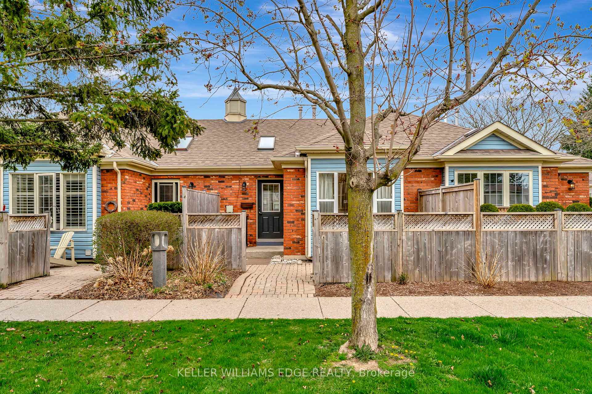 Photo 1 of Unit 5, 175 Fiddlers Green Road, Hamilton, Ancaster — HOMEH