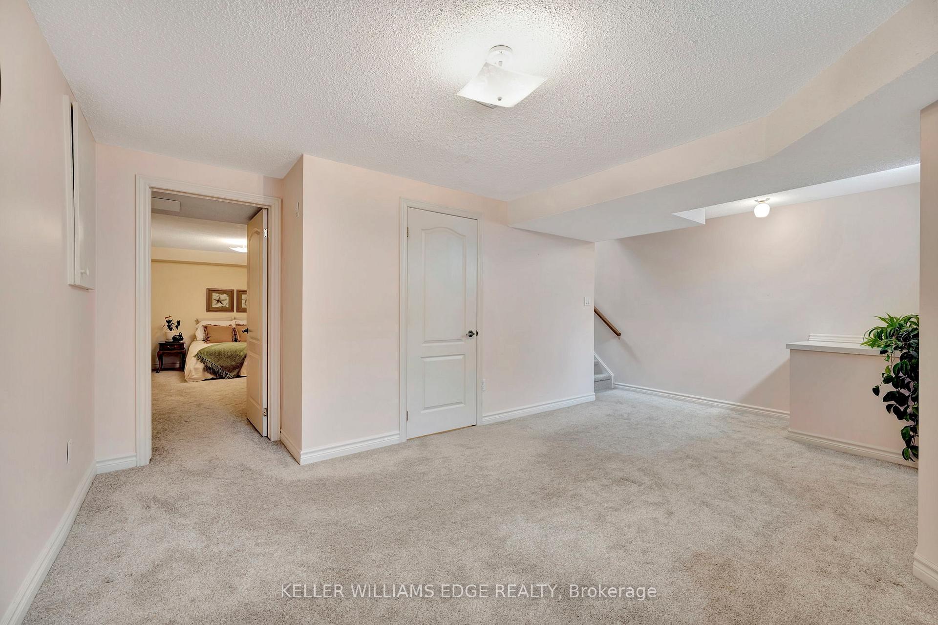 Photo 20 of Unit 5, 175 Fiddlers Green Road, Hamilton, Ancaster — HOMEH