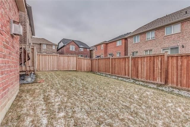 Photo 6 of 657 denny Acres, Ajax, Northeast Ajax — HOMEH