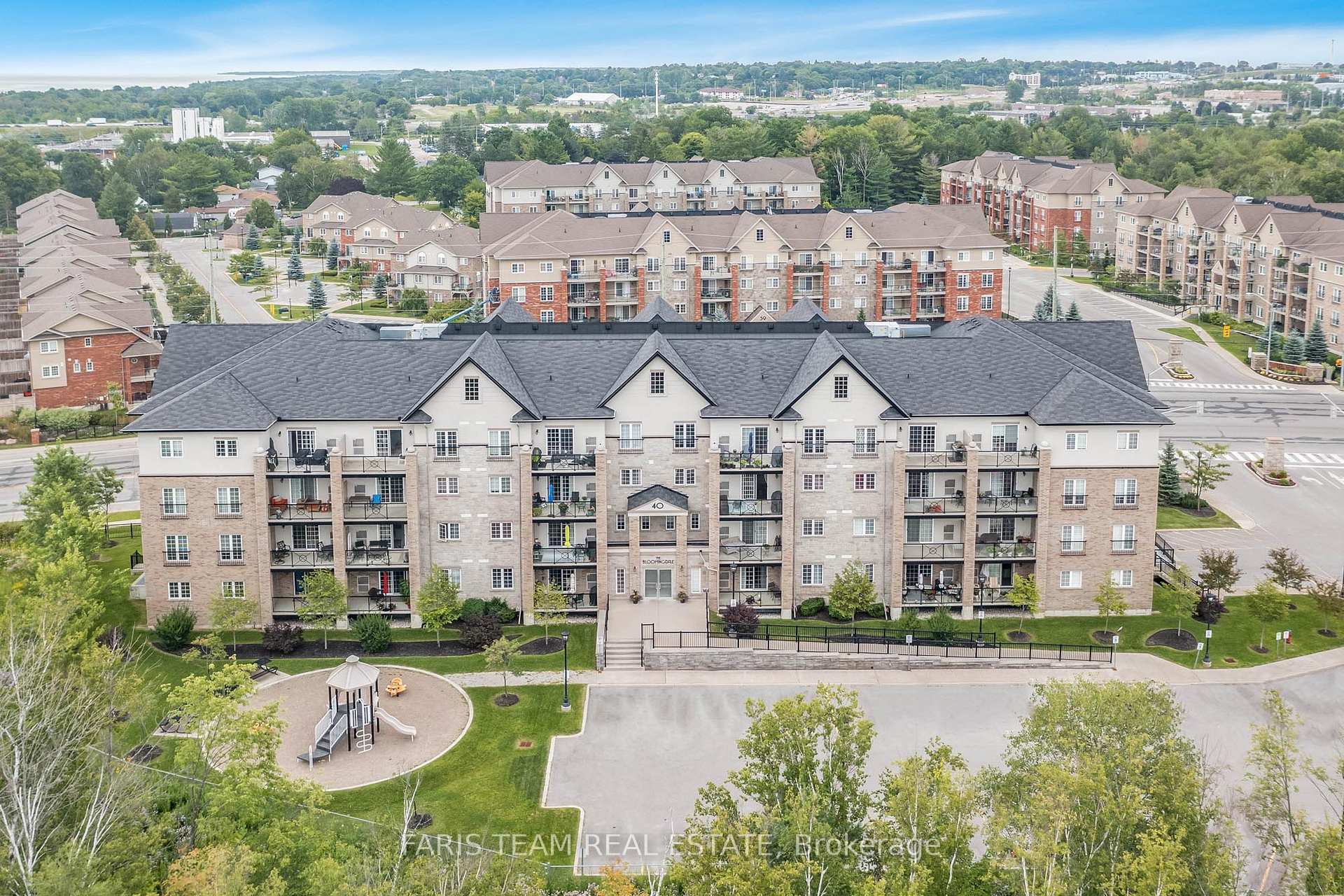 Front of Unit 210, 40 Ferndale Drive S