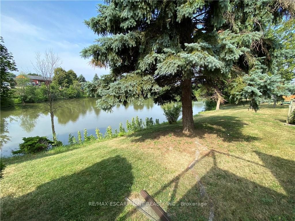 Photo 33 of 7 Cardinal Mindszenty Boulevard, Hamilton, Kennedy — HOMEH