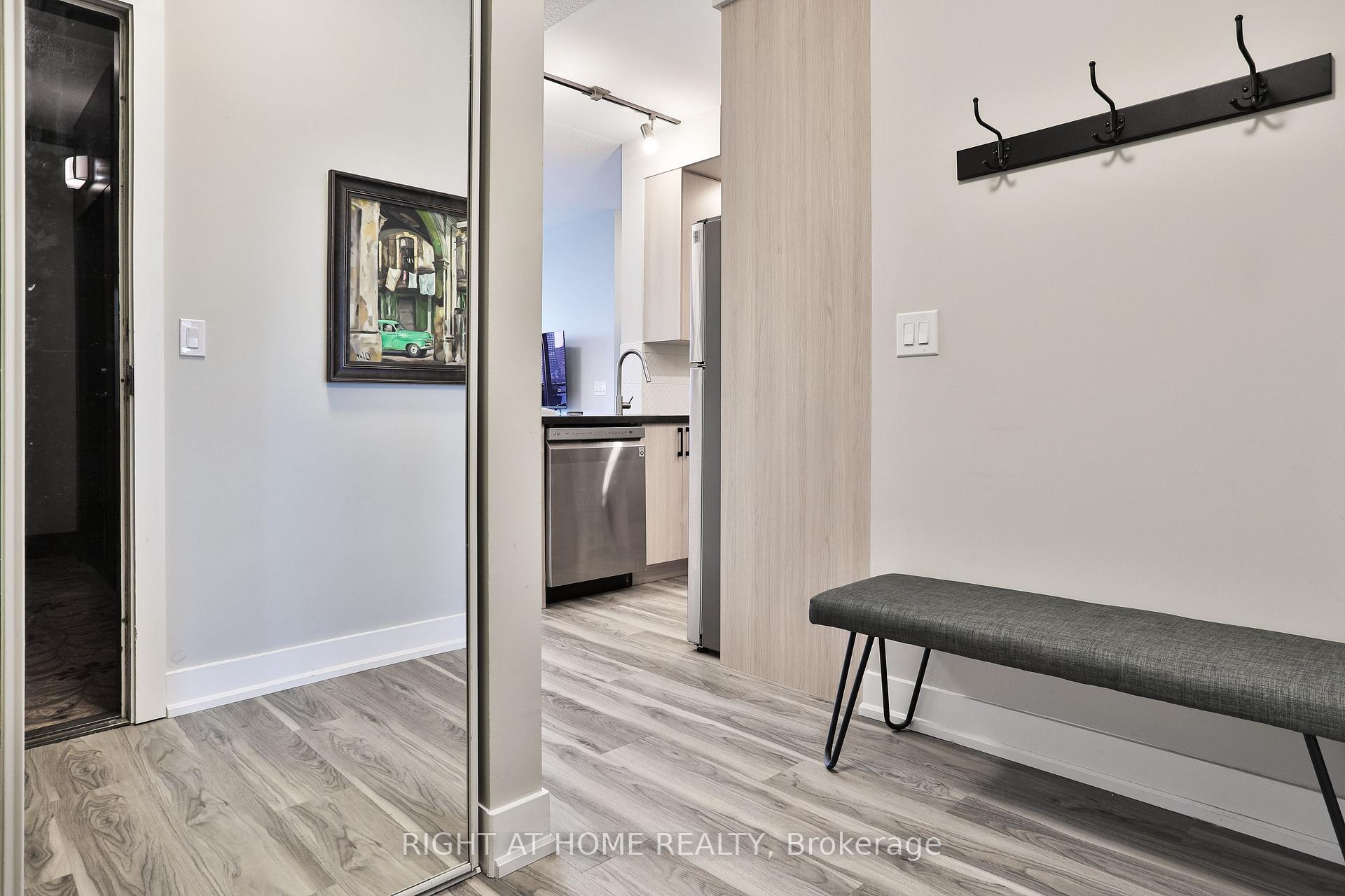 Photo 2 of Unit 2308, 28 Linden Street, Toronto, North St. James Town — HOMEH