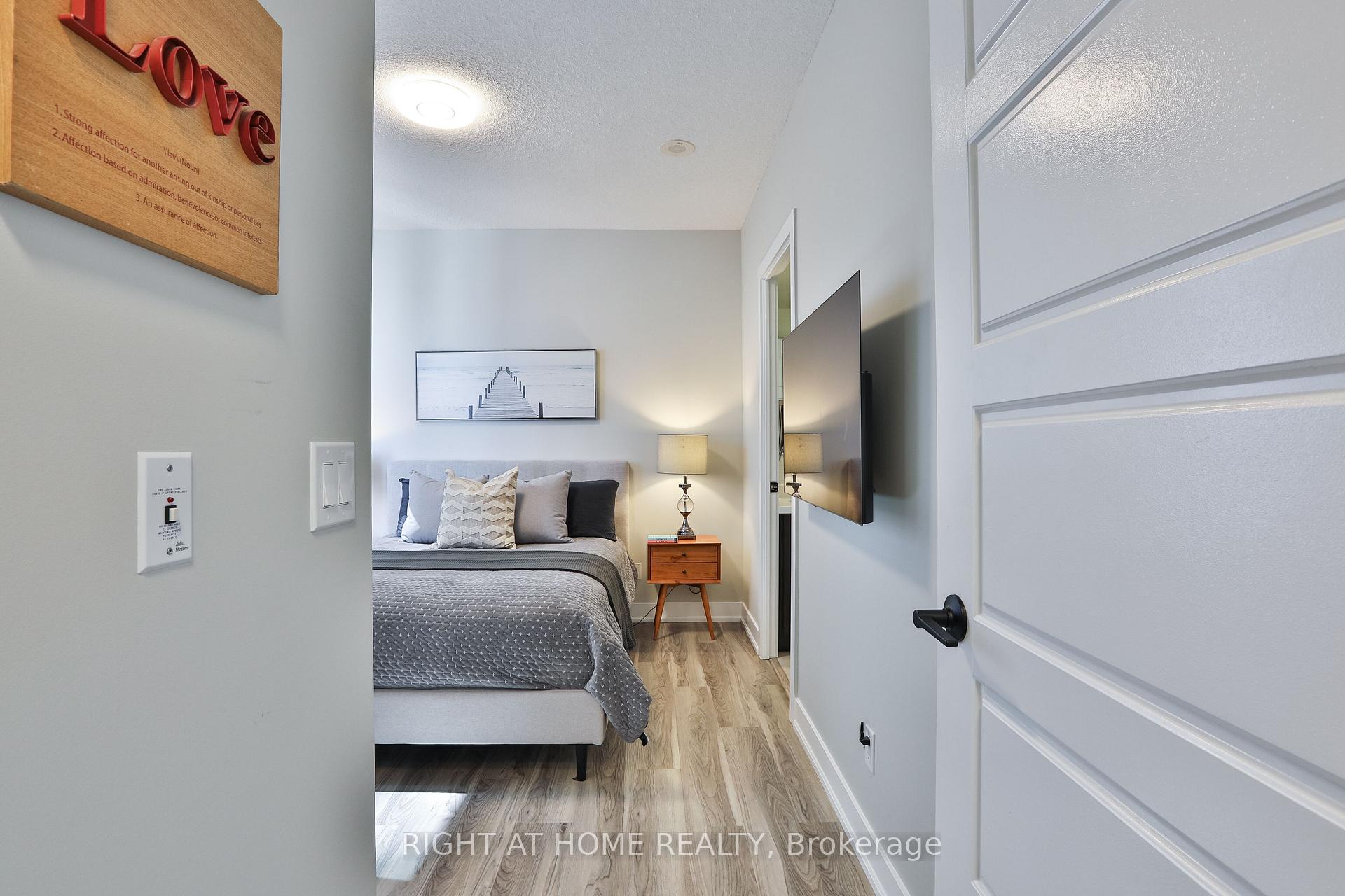 Photo 13 of Unit 2308, 28 Linden Street, Toronto, North St. James Town — HOMEH