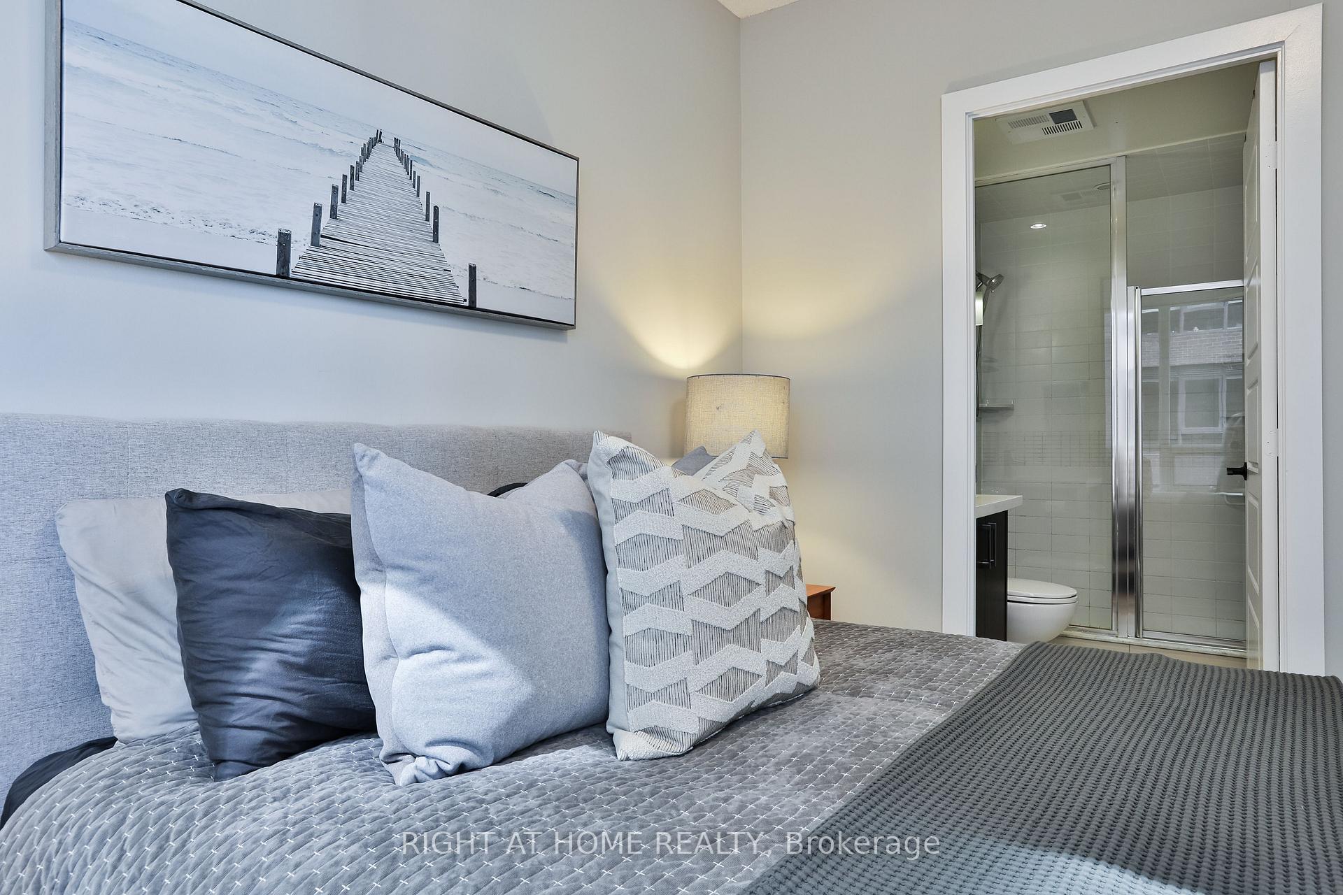 Photo 15 of Unit 2308, 28 Linden Street, Toronto, North St. James Town — HOMEH