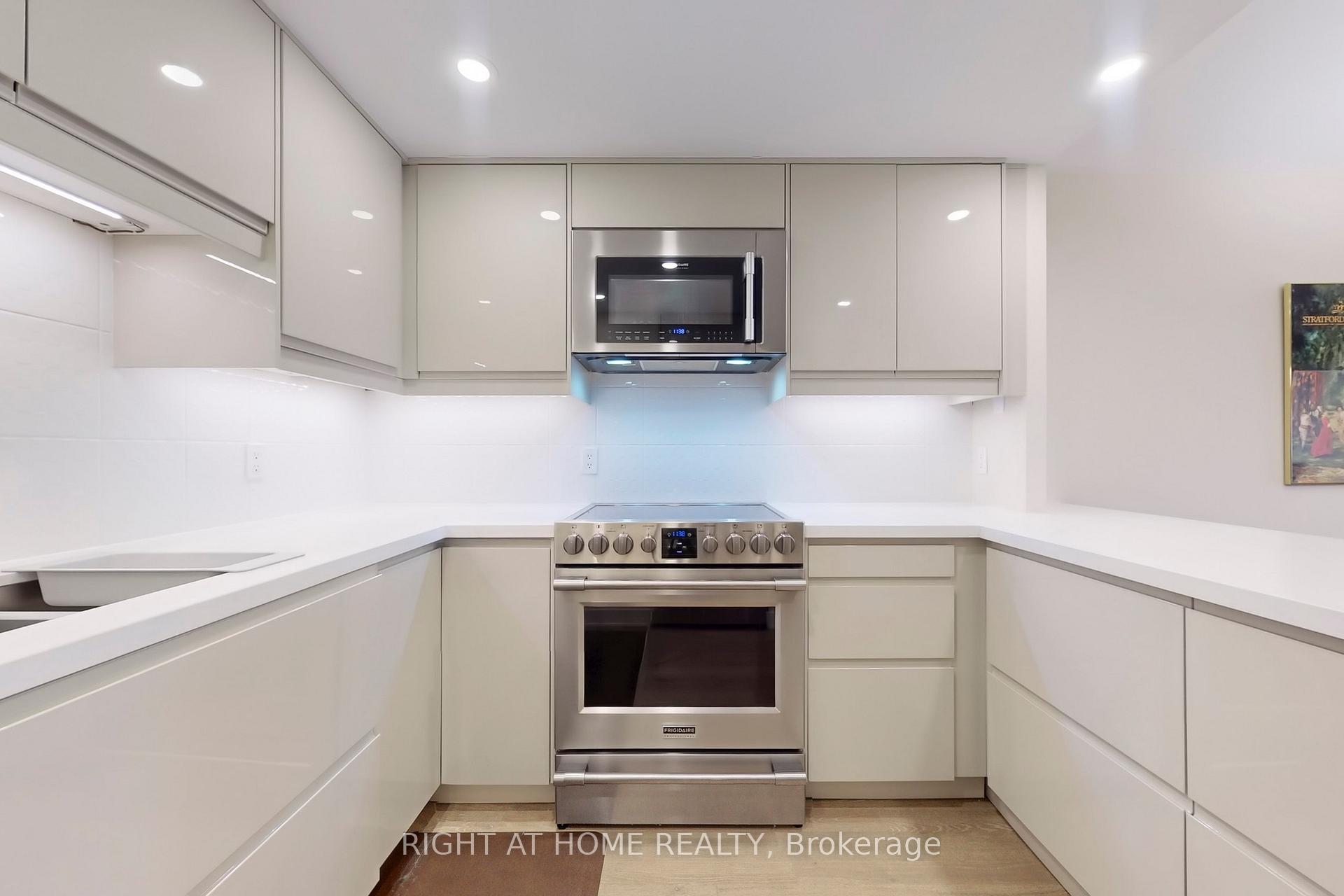 Photo 5 of Unit 2316, 25 The Esplanade, Toronto, Waterfront Communities — HOMEH