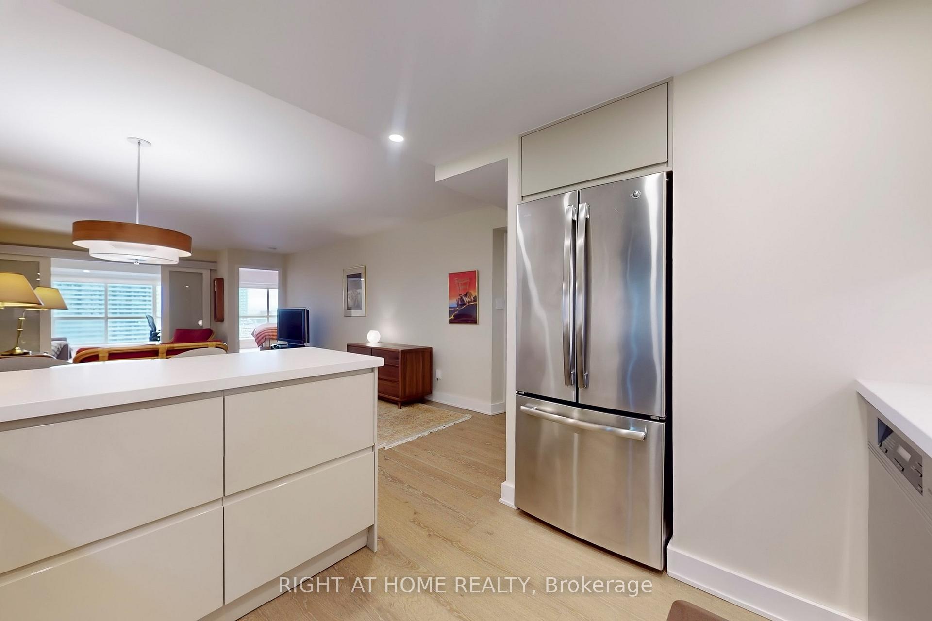Photo 7 of Unit 2316, 25 The Esplanade, Toronto, Waterfront Communities — HOMEH
