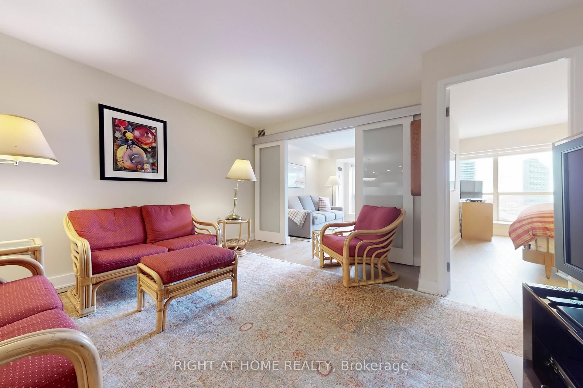 Photo 9 of Unit 2316, 25 The Esplanade, Toronto, Waterfront Communities — HOMEH