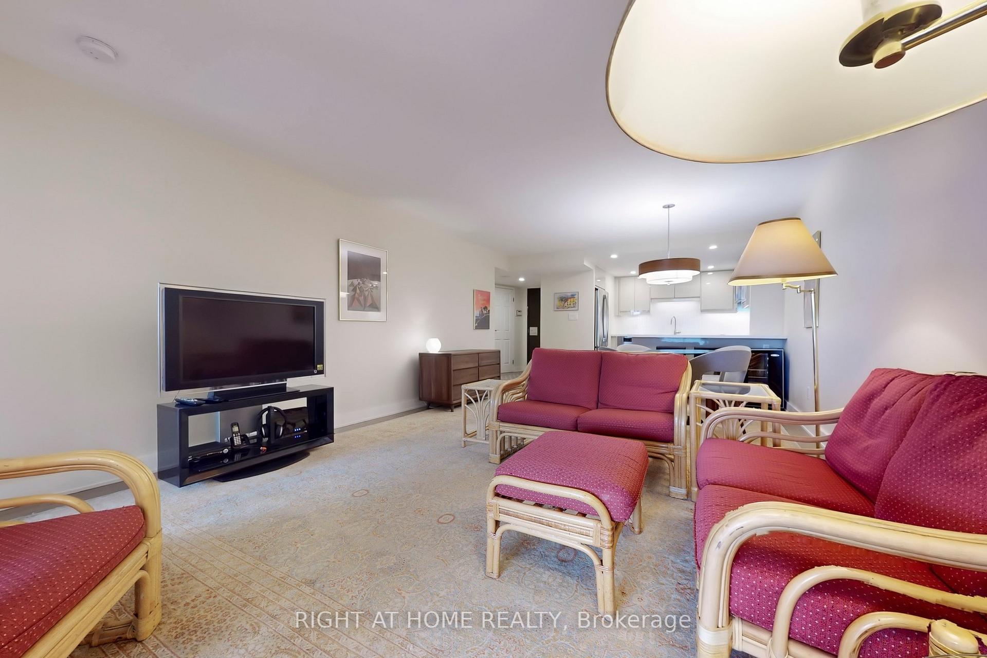 Photo 12 of Unit 2316, 25 The Esplanade, Toronto, Waterfront Communities — HOMEH