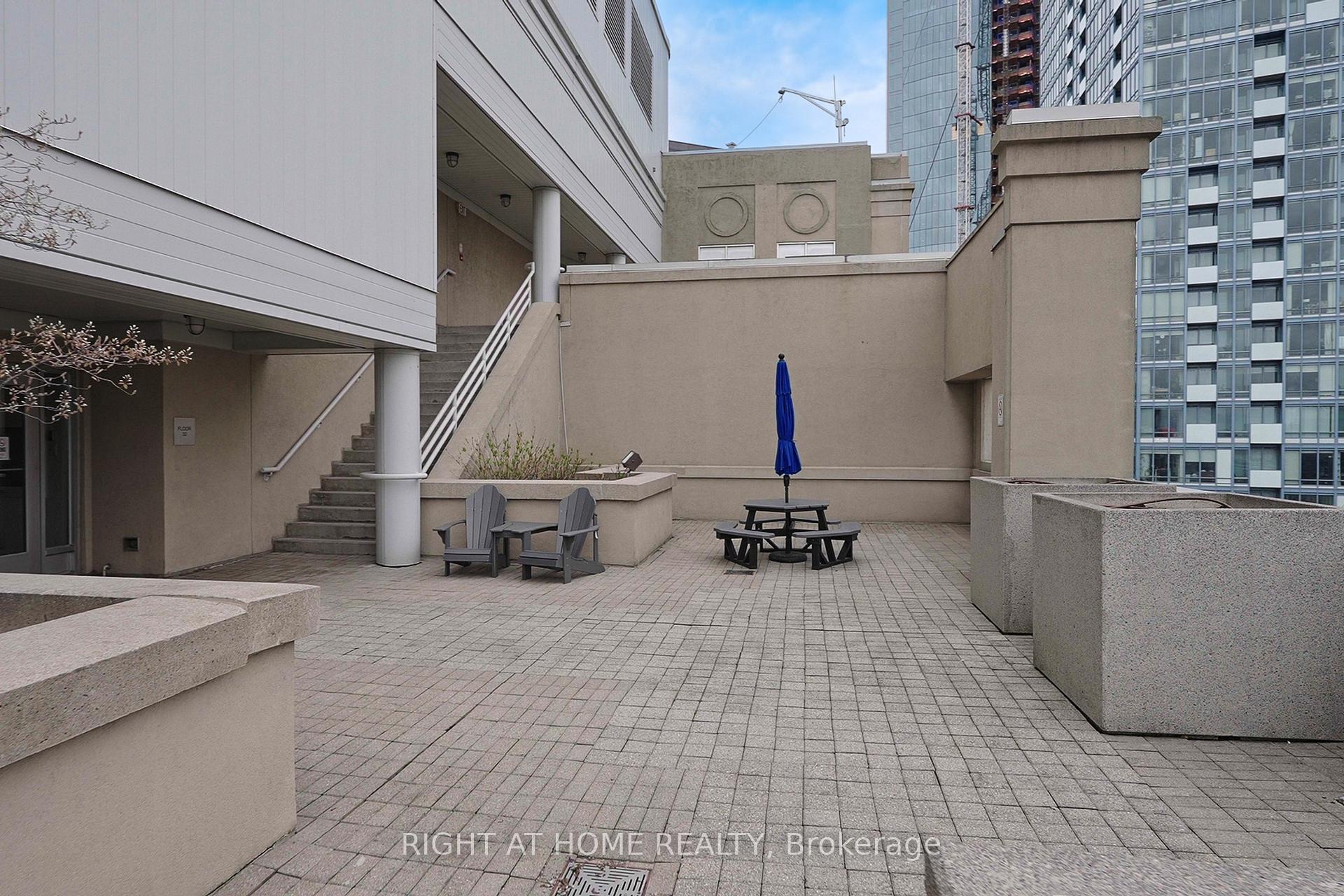 Photo 42 of Unit 2316, 25 The Esplanade, Toronto, Waterfront Communities — HOMEH