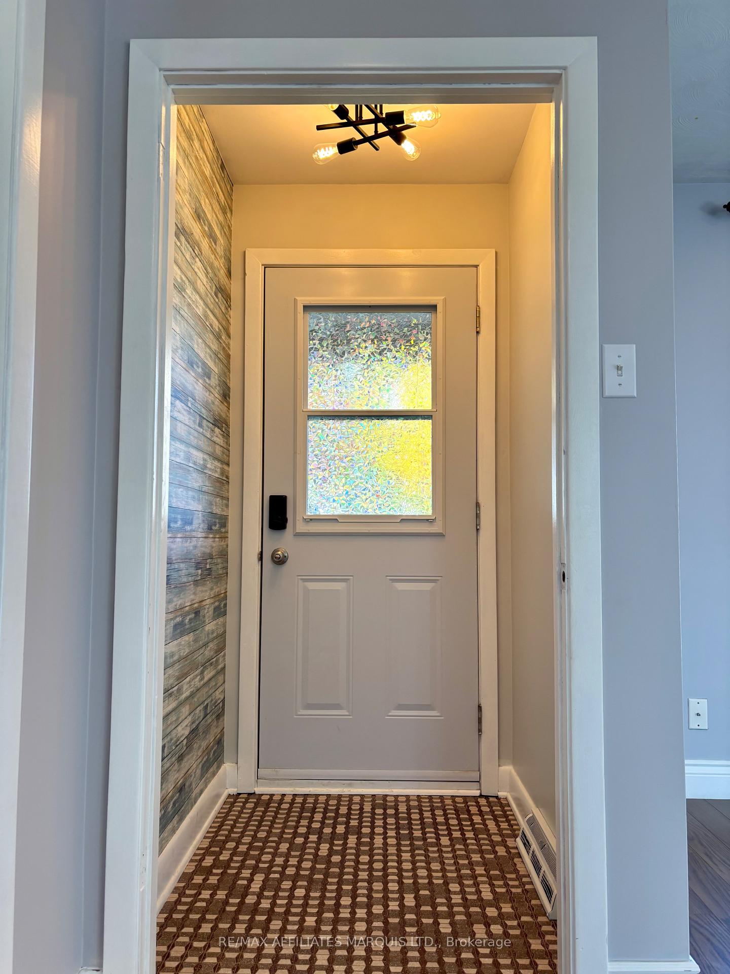 Photo 6 of 1007 Lasalle Road, Cornwall — HOMEH