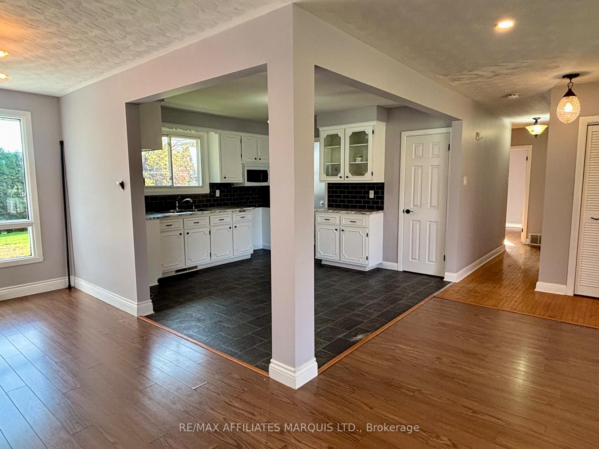 Photo 12 of 1007 Lasalle Road, Cornwall — HOMEH