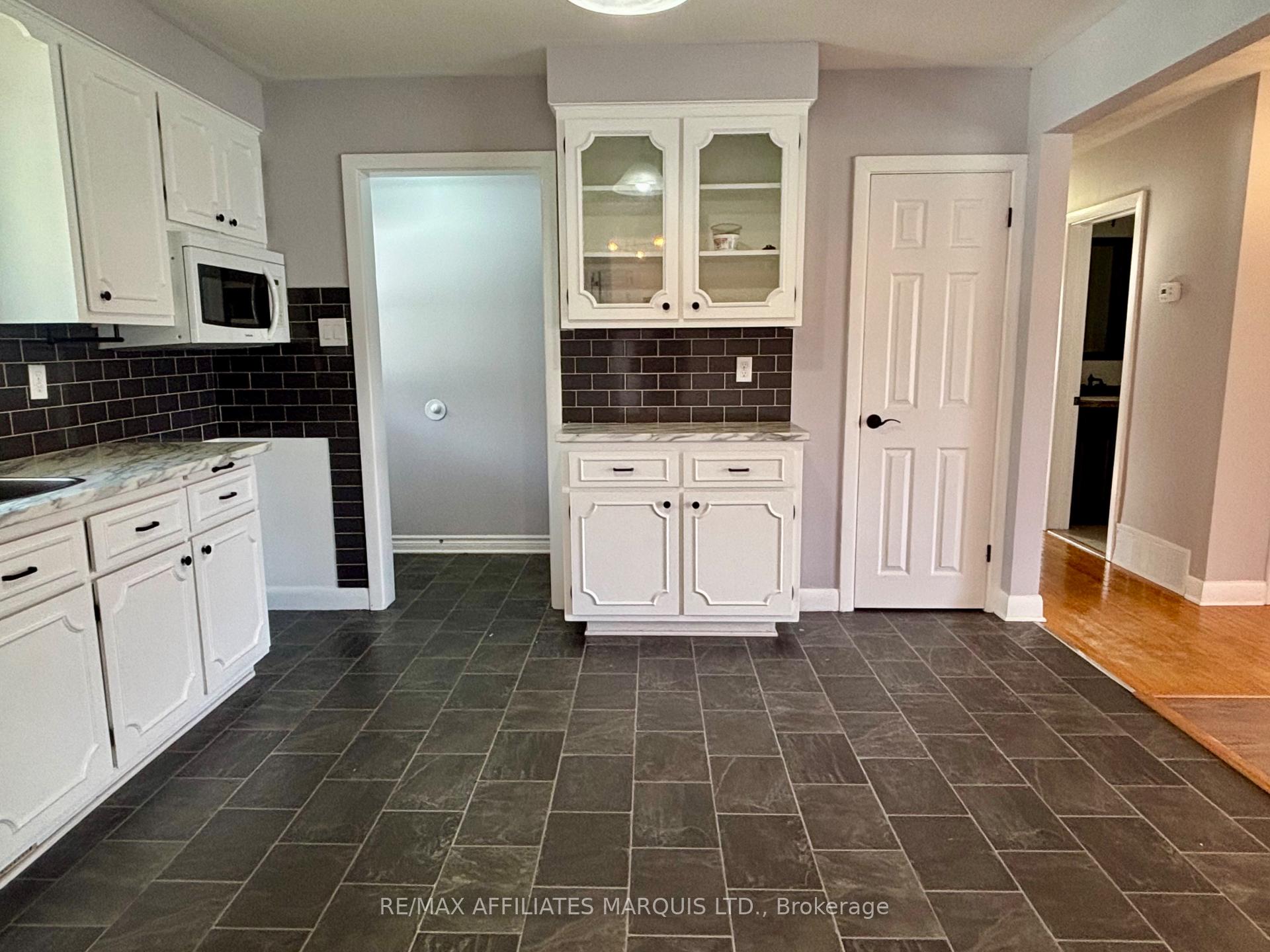 Photo 15 of 1007 Lasalle Road, Cornwall — HOMEH