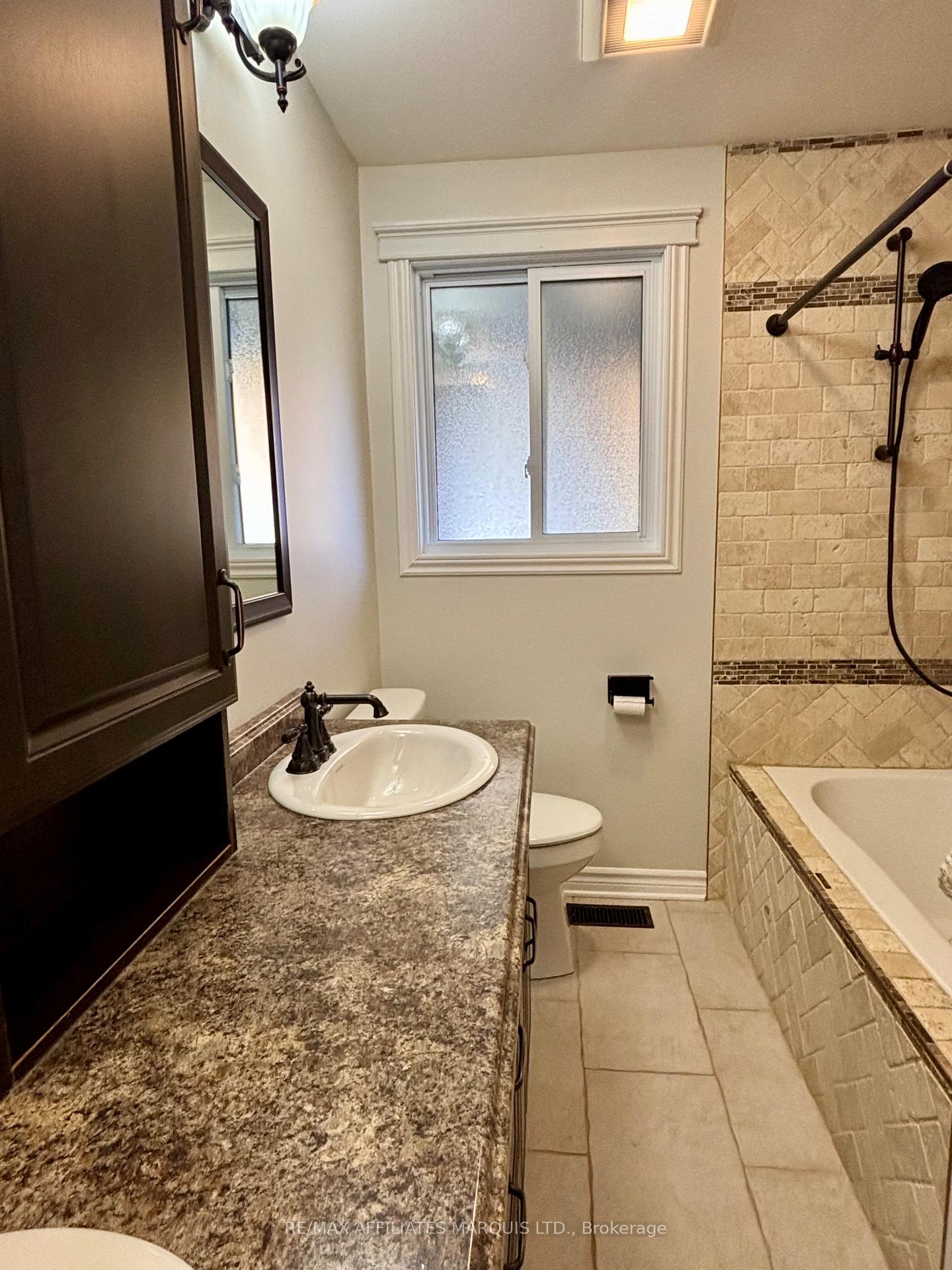 Photo 19 of 1007 Lasalle Road, Cornwall — HOMEH