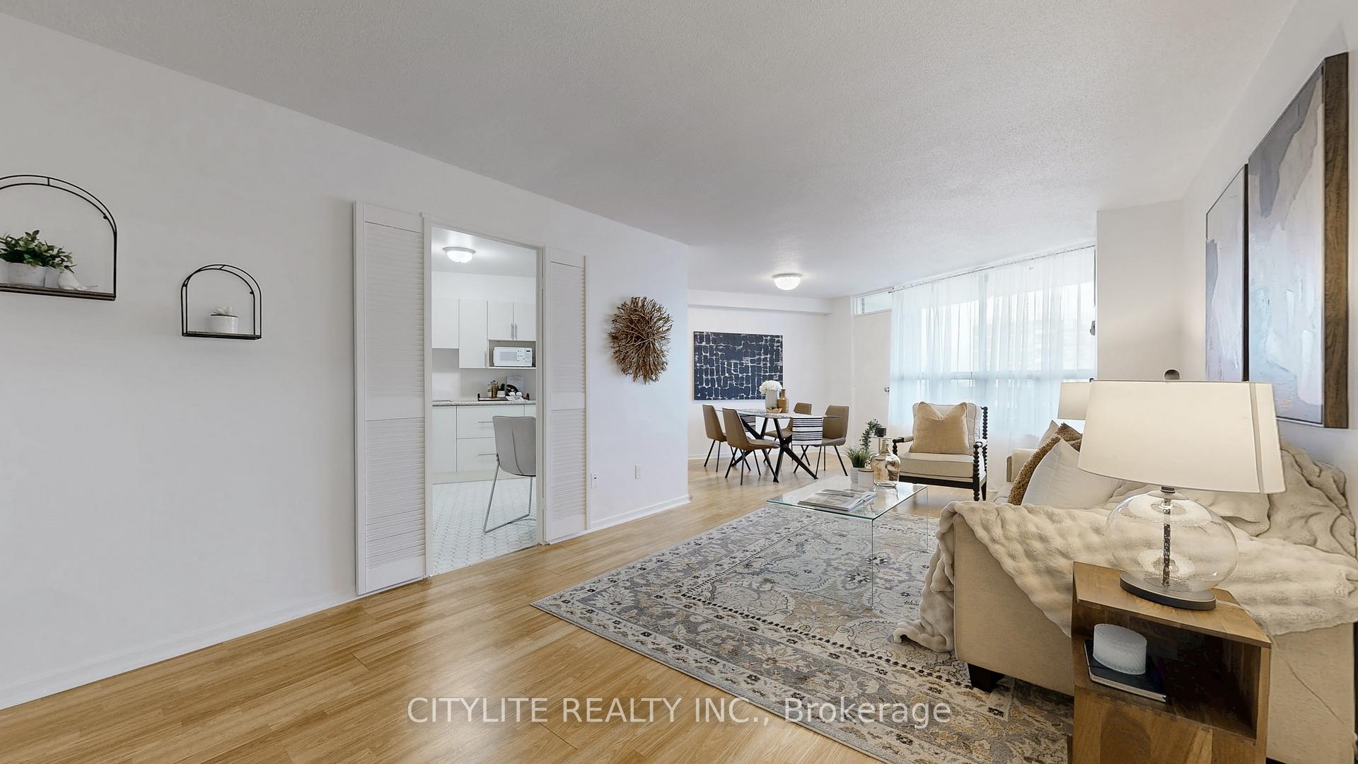 Photo 6 of Unit 1806, 10 Edgecliffe Golfway, Toronto, Flemingdon Park — HOMEH