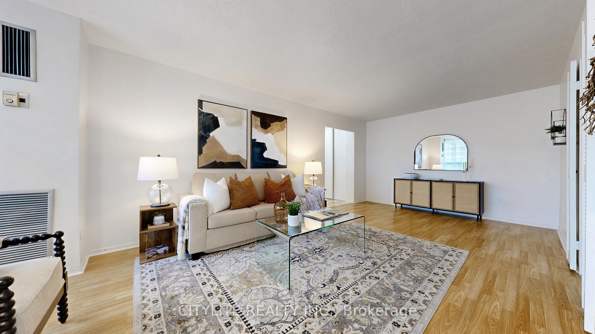 Photo 9 of Unit 1806, 10 Edgecliffe Golfway, Toronto, Flemingdon Park — HOMEH