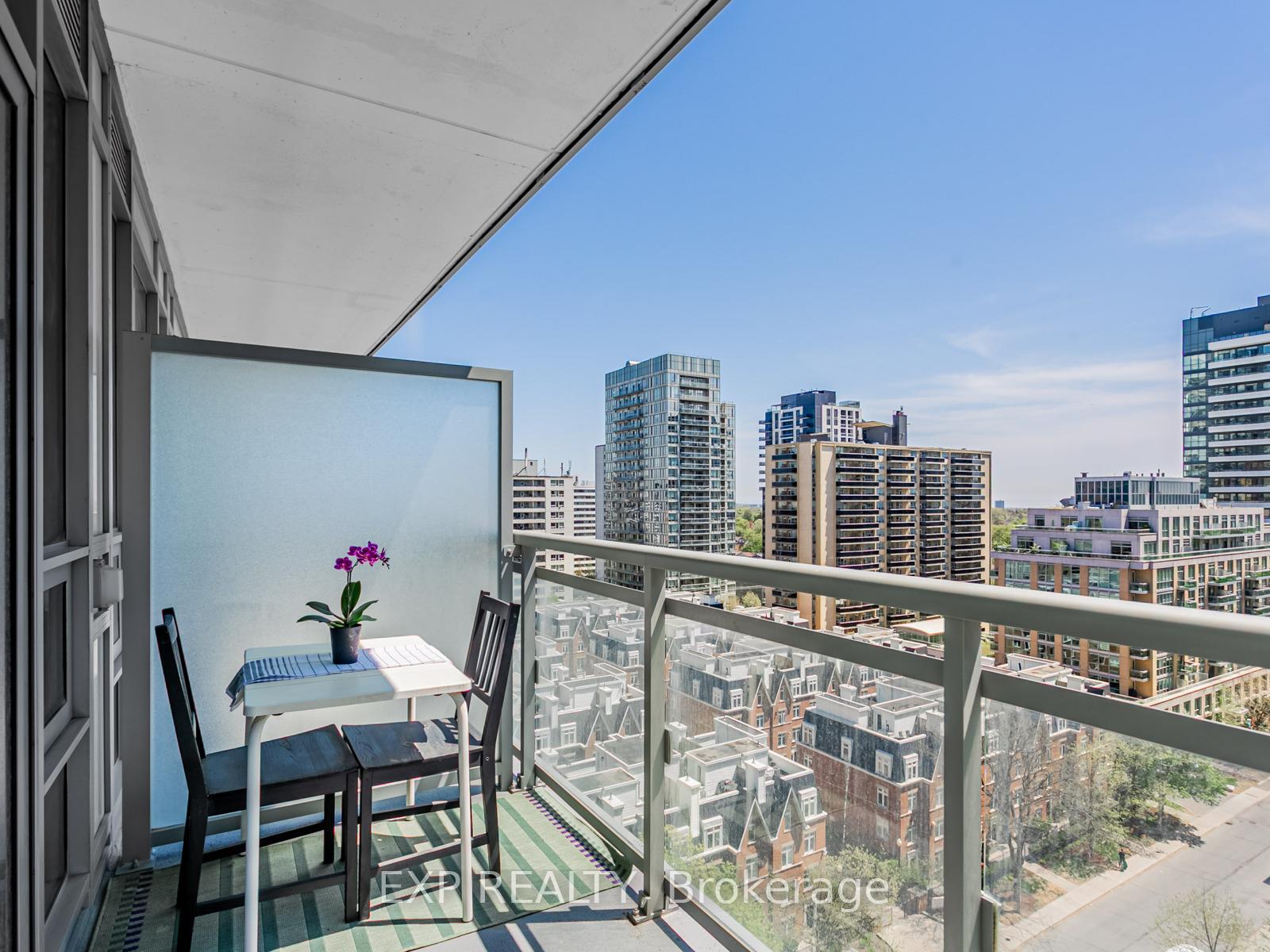 Photo 11 of Unit 1018, 98 Lillian Street, Toronto, Mount Pleasant West — HOMEH
