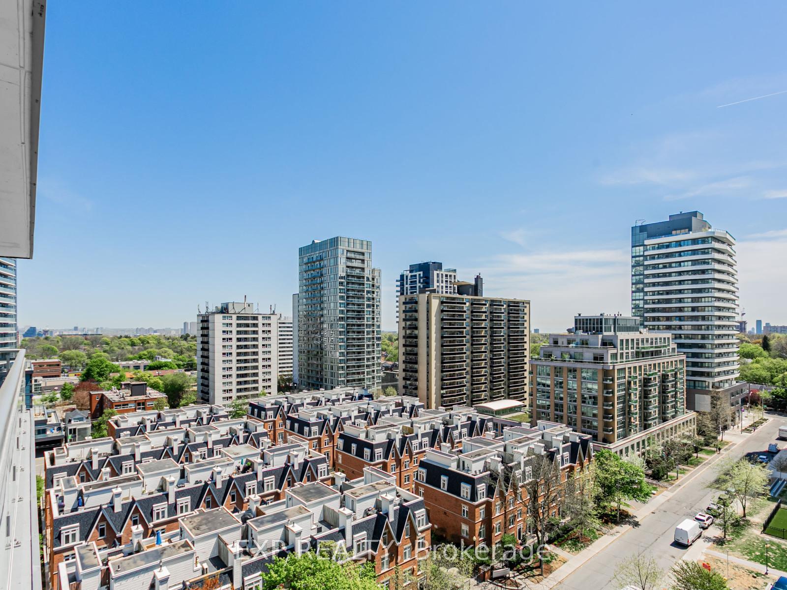 Photo 12 of Unit 1018, 98 Lillian Street, Toronto, Mount Pleasant West — HOMEH