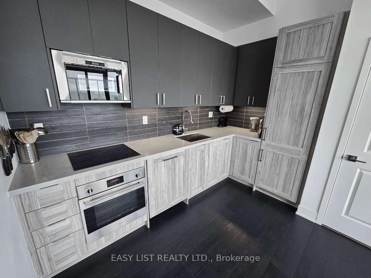 Photo 4 of Unit 616E, 2908 Highway 7, Vaughan, Concord — HOMEH
