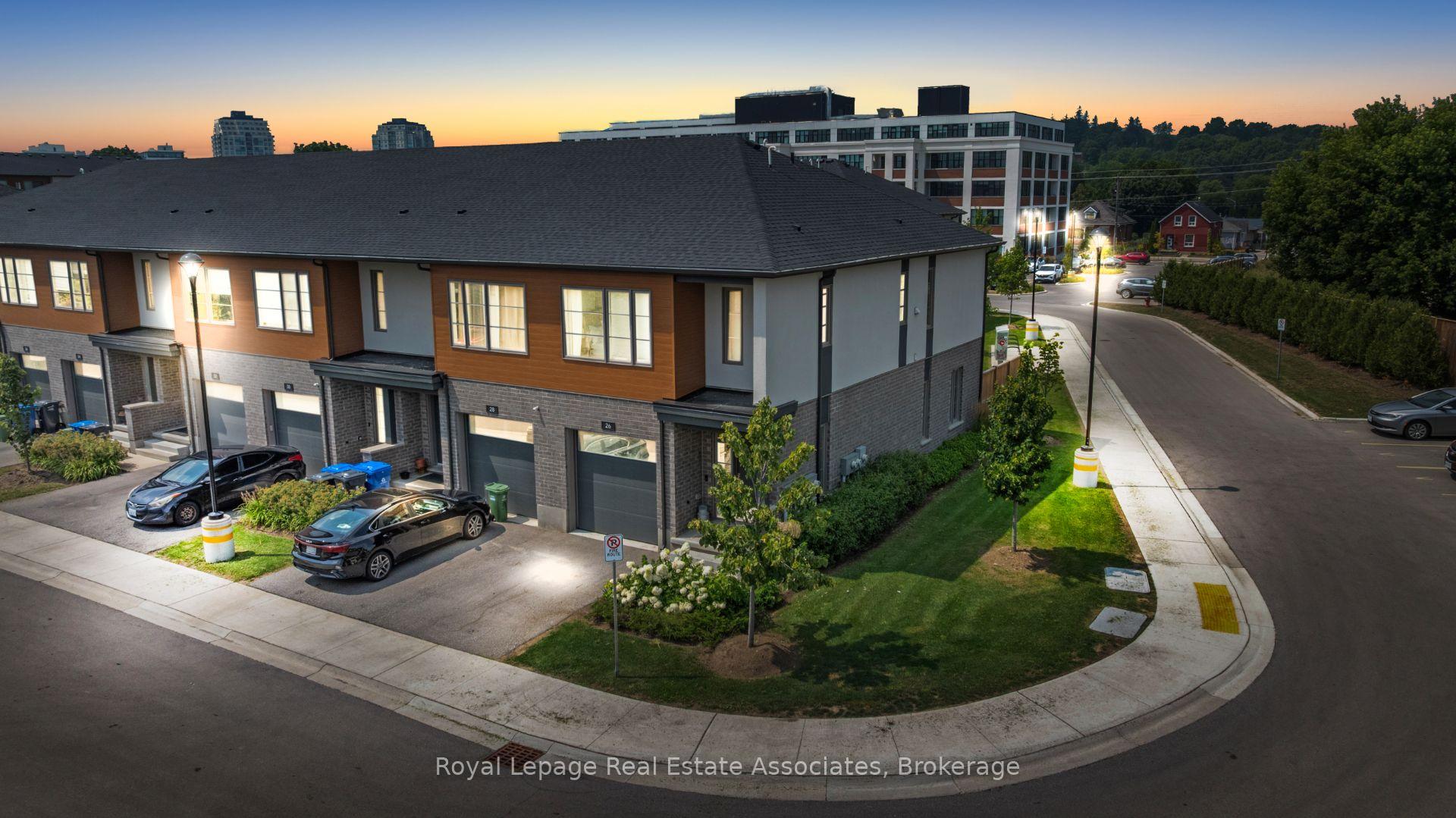 Photo 8 of 26 Steele Crescent, Guelph, St. Patrick's Ward — HOMEH