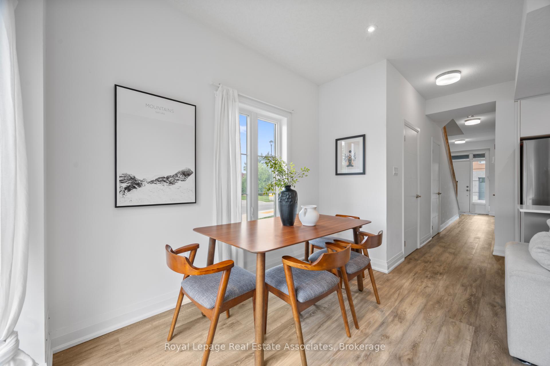 Photo 19 of 26 Steele Crescent, Guelph, St. Patrick's Ward — HOMEH