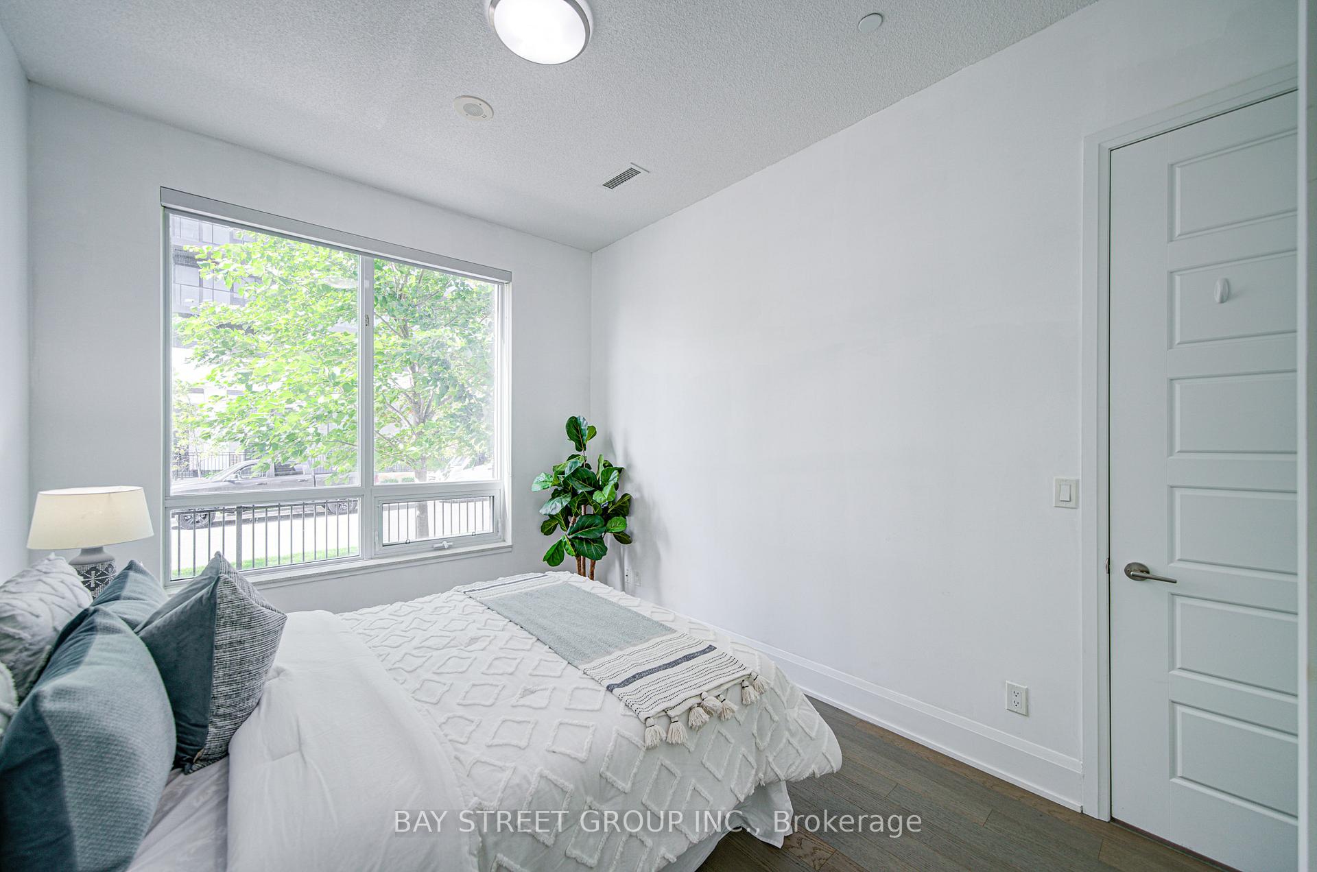 Photo 26 of Unit 111, 15 Water Walk Drive, Markham, Unionville — HOMEH