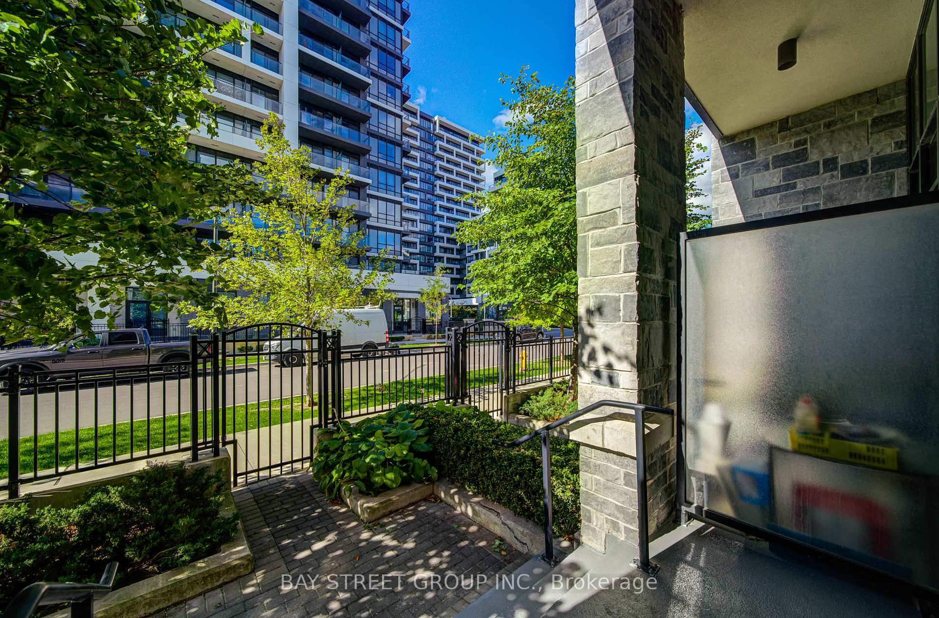 Photo 36 of Unit 111, 15 Water Walk Drive, Markham, Unionville — HOMEH