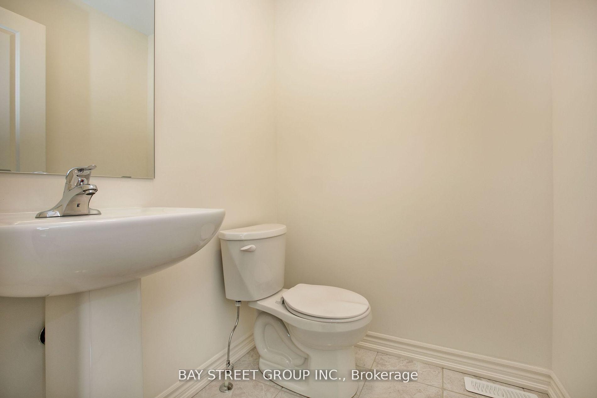 Photo 8 of 533 Danks Ridge Drive, Ajax, South East — HOMEH