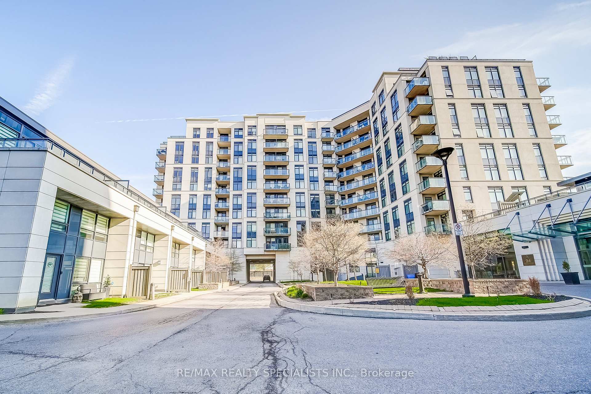 Photo 1 of Unit 710, 24 Woodstream Boulevard, Vaughan, Vaughan Grove — HOMEH