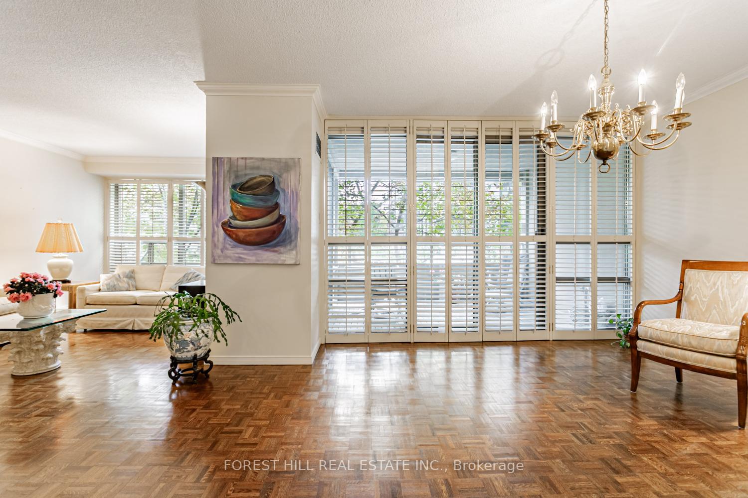 Photo 8 of Unit 307, 18 Lower Village Gate, Toronto, Forest Hill South — HOMEH
