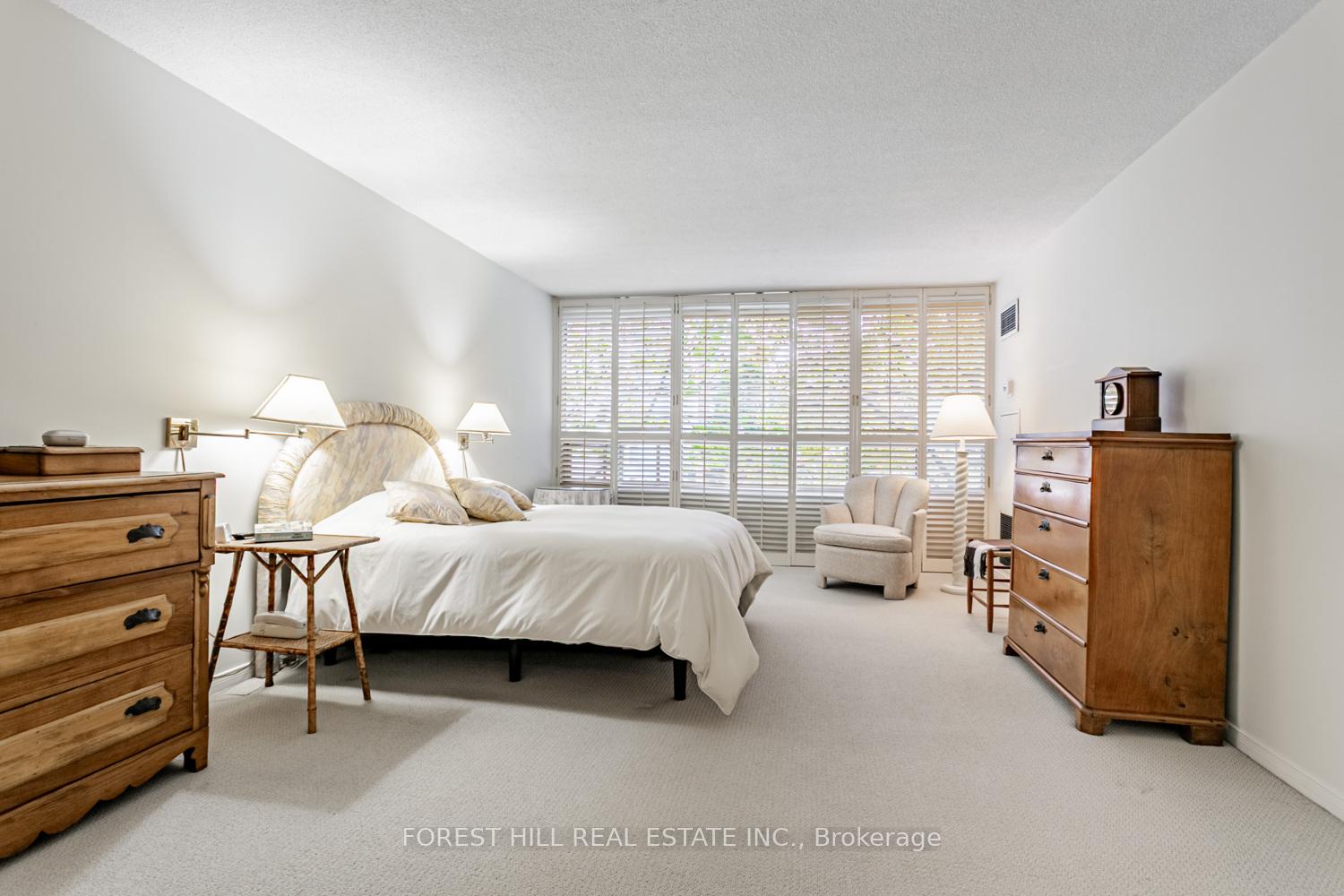 Photo 13 of Unit 307, 18 Lower Village Gate, Toronto, Forest Hill South — HOMEH